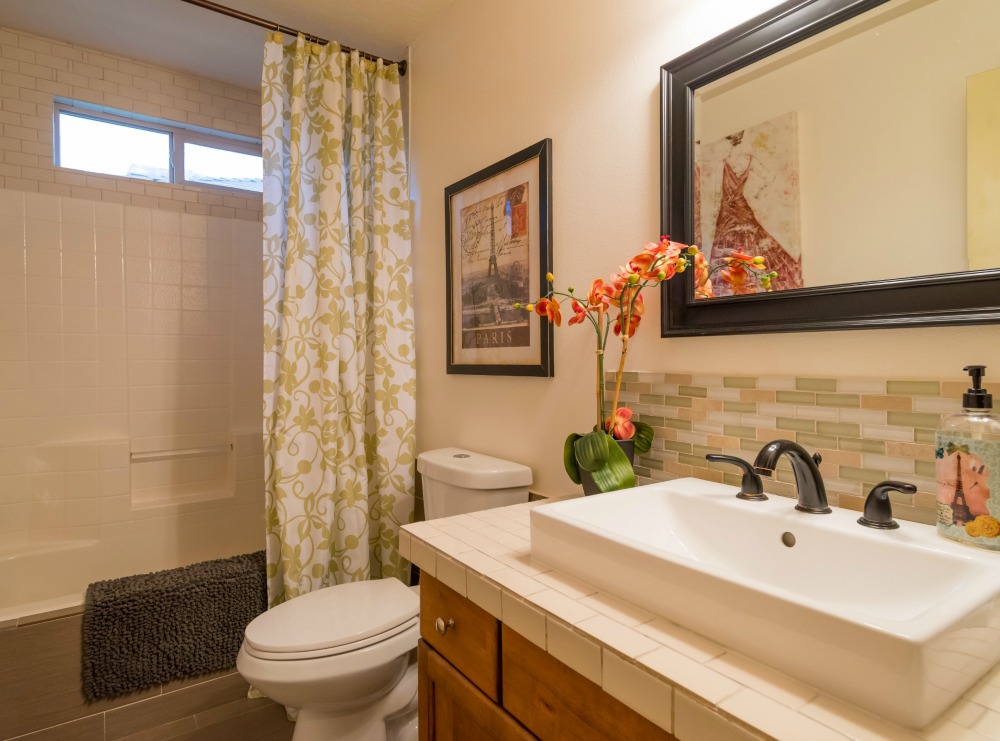 4 Easy Ways to Create a Spa Bathroom, How to turn your bathroom into a spa